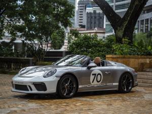 Porsche 911 Speedster Heritage Design Package 2019 года 